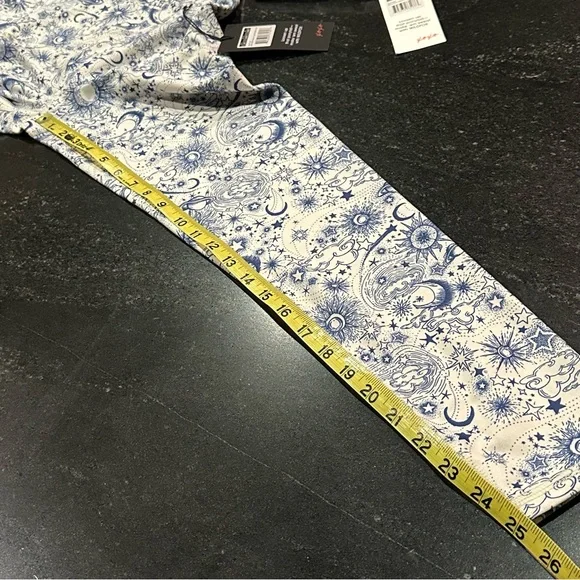 NWT Wildfox Birch/Deep Cobalt Cosmic Sense Sports Bra Leggings Medium - Picture 11 of 11